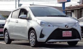 TOYOTA VITZ F