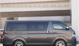 
										TOYOTA HIACE VAN SUPER GL DARK PRIME II full									