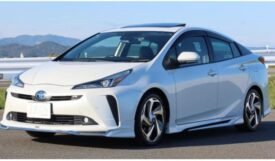 TOYOTA PRIUS A PREMIUM