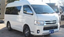 
										TOYOTA HIACE VAN full									