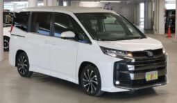 
										TOYOTA NOAH S-Z full									