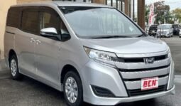 
										TOYOTA NOAH X full									