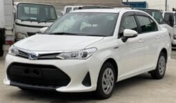 
										TOYOTA COROLLA AXIO HYBRID full									