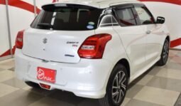 
										SUZUKI SWIFT HYBRID RS full									