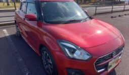 
										SUZUKI SWIFT RS full									