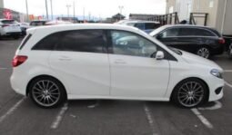 
										MERCEDES BENZ B-CLASS B180 SPORTS full									