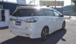 
										TOYOTA WISH 1.8S full									