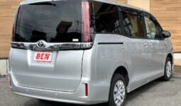 
										TOYOTA NOAH X full									