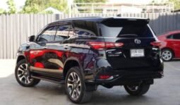 
										TOYOTA FORTUNER 2.8 full									