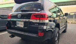 
										TOYOTA LAND CRUISER AX full									