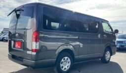 
										TOYOTA HIACE VAN LONG SUPER GL full									