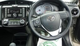 
										TOYOTA COROLLA AXIO 1.5G full									