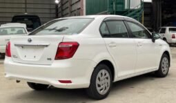 
										TOYOTA COROLLA AXIO HYBRID full									