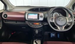 
										TOYOTA VITZ JEWELA full									