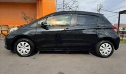 
										TOYOTA VITZ F SMILE EDITION full									