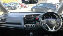 
										HONDA FIT 13G full									