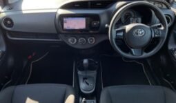 
										TOYOTA VITZ 1.3F LED EDITION full									