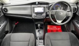 
										TOYOTA COROLLA AXIO HYBRID full									